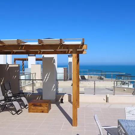 клиф на плажа - Byala Cliff First Line Apartment