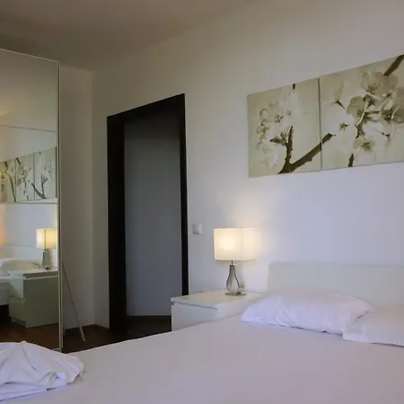 клиф на плажа - Byala Cliff First Line Apartment *