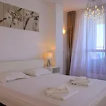 клиф на плажа - Byala Cliff First Line Apartament