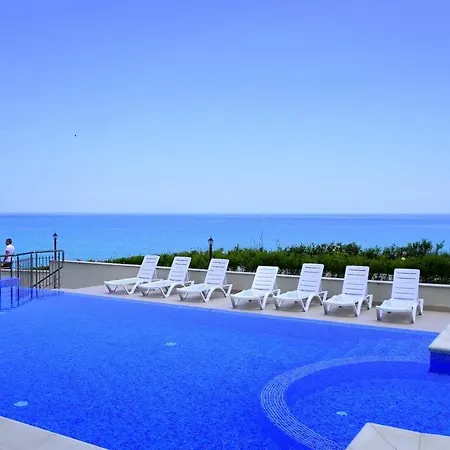 клиф на плажа - Byala Cliff First Line Apartment *