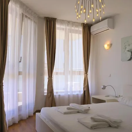 клиф на плажа - Byala Cliff First Line Apartamento Byala (Varna)